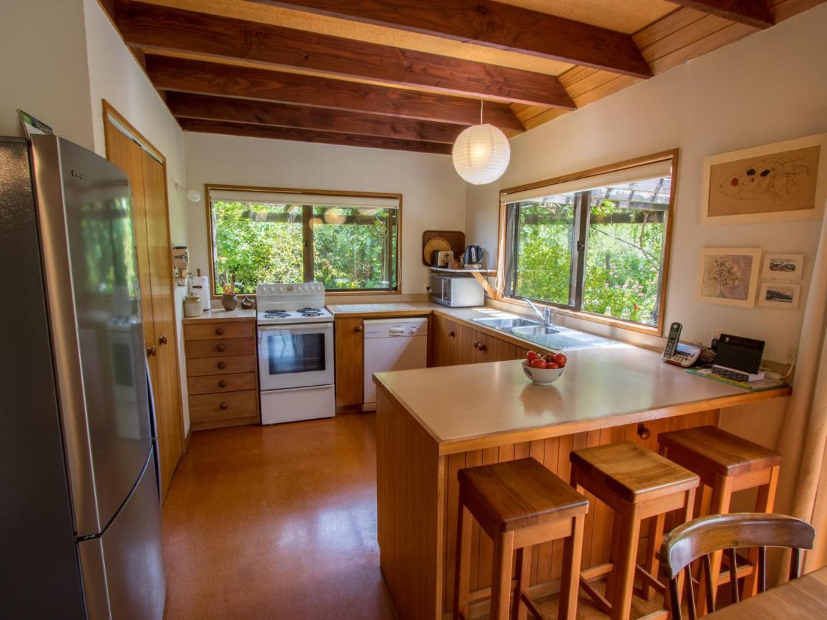 Holiday home Secret Garden - Marahau